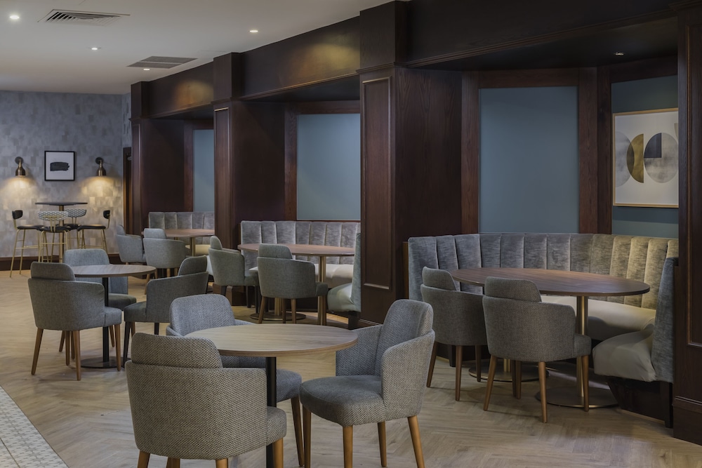Ashford International Hotel & Spa 50/61