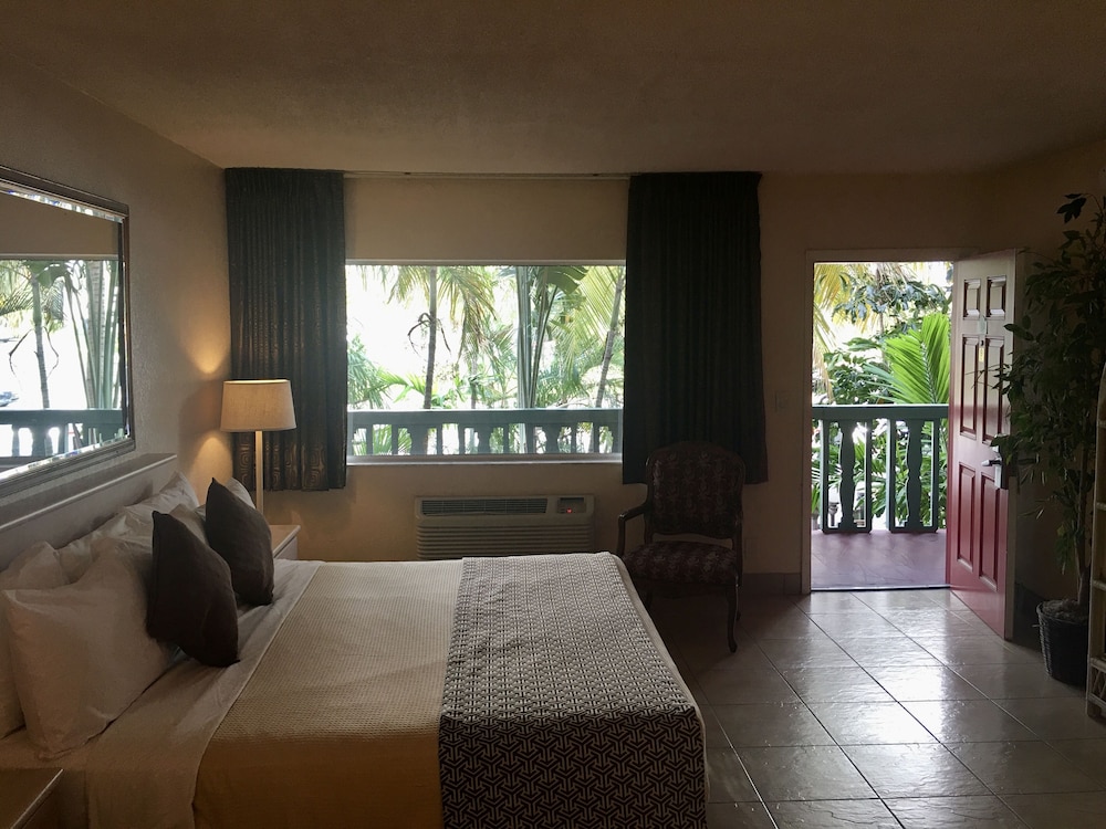Fort Lauderdale Beach Resort Hotel And Suites 21/42
