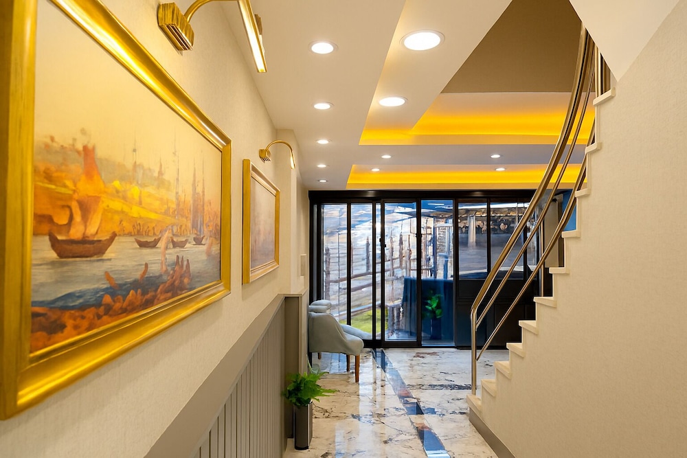 Calenberg Hotel 8/50