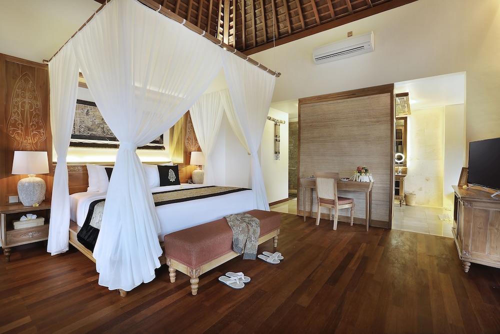 Pool, Jungle, Villa, King Bed