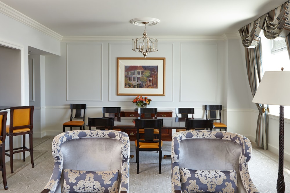 The Charleston Place 63/79