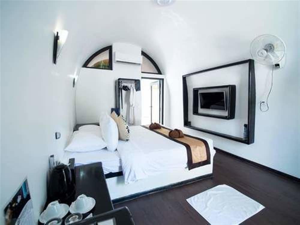 Moonlight Resort 8/50