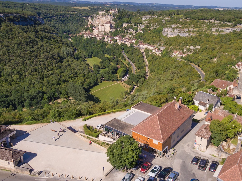 Le Belvedere 22/25
