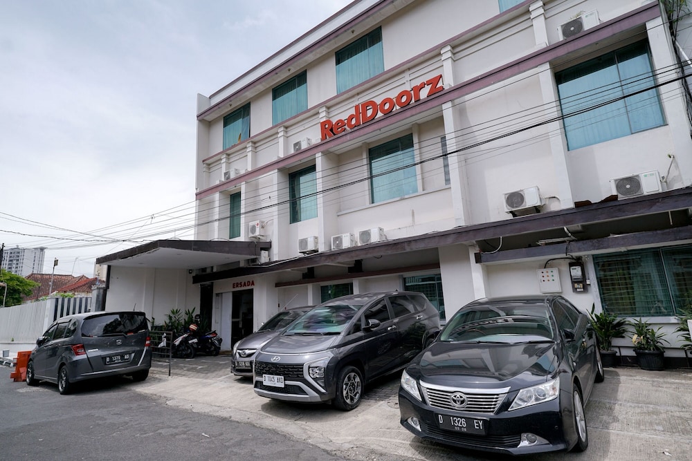 Reddoorz Near Braga Street 34/39