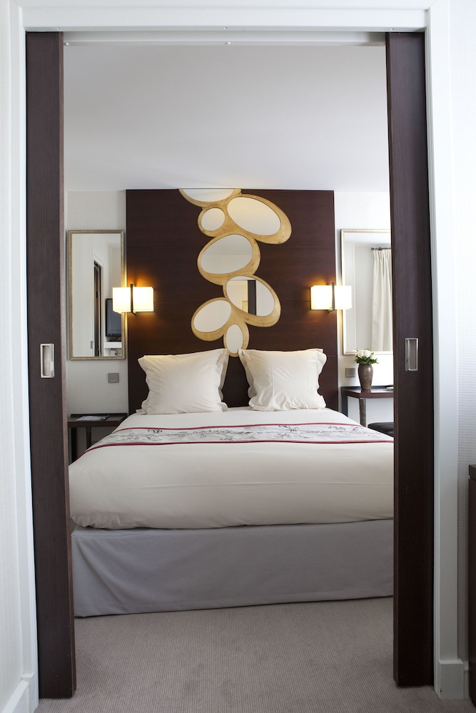 Hotel Le Senat 14/31