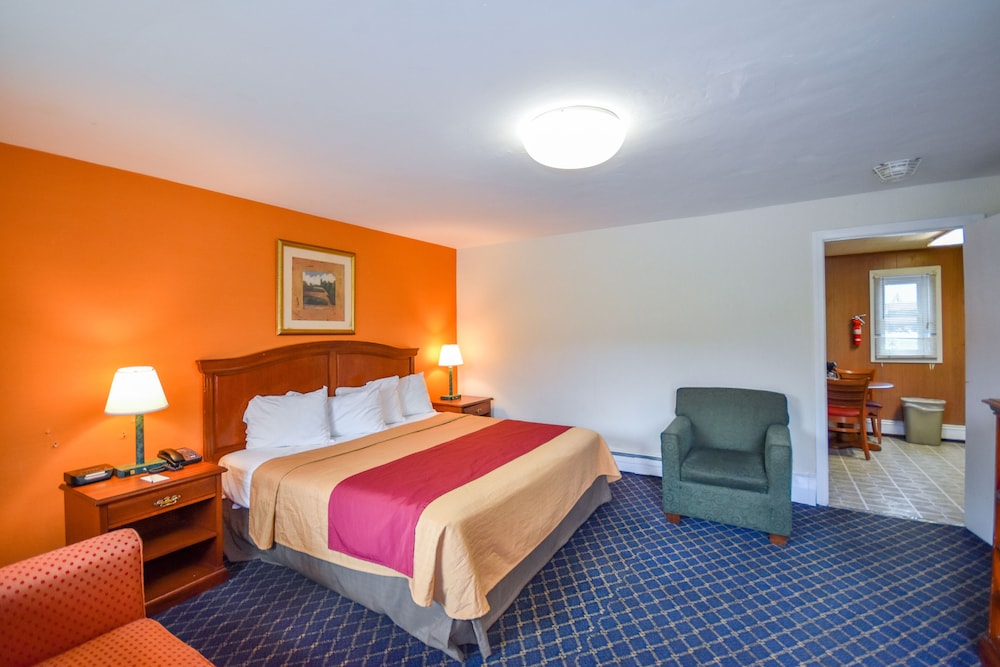 Monticello Inn Framingham 11/27