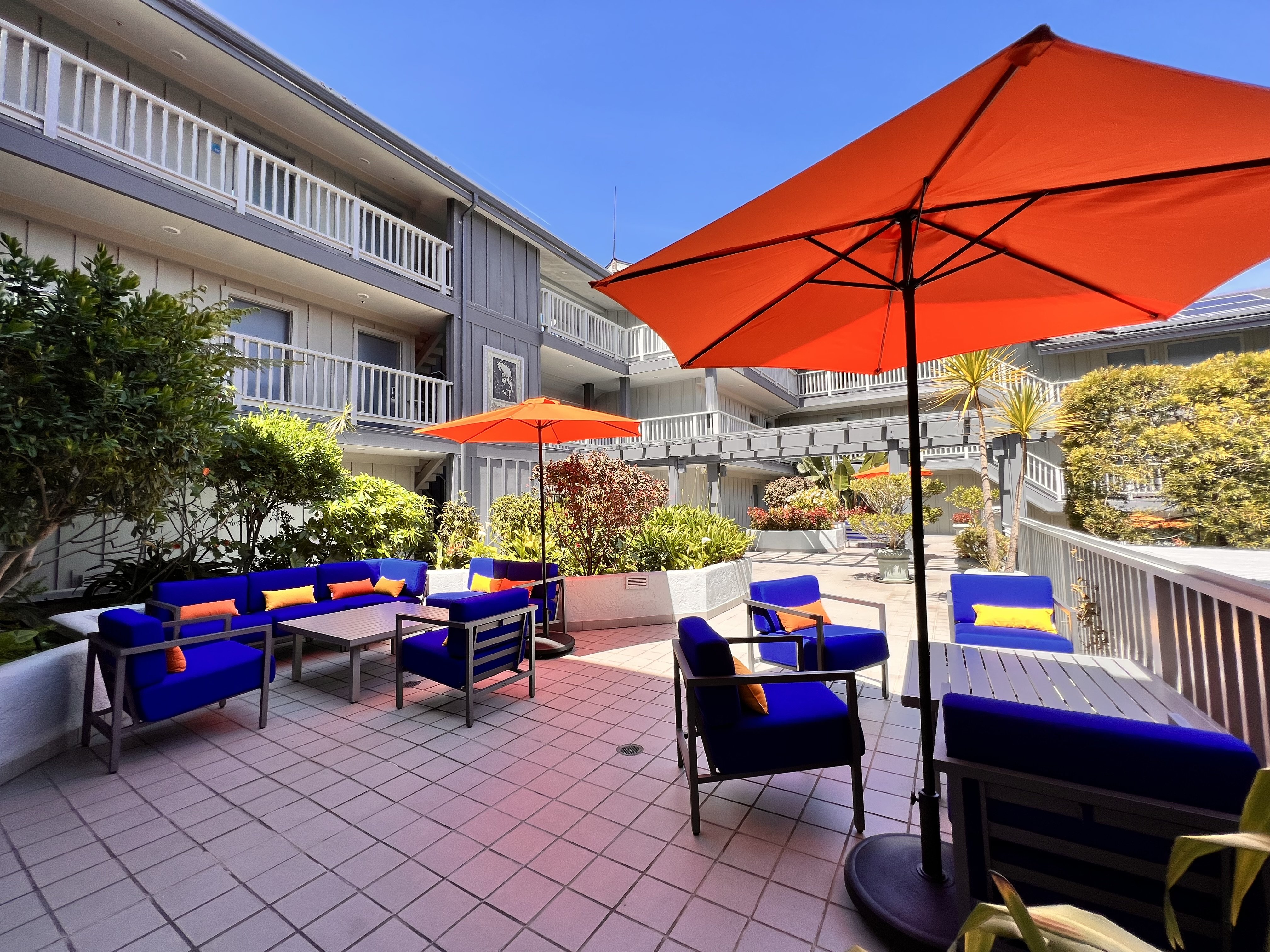 Holiday Inn Express Monterey Cannery Row 59/66