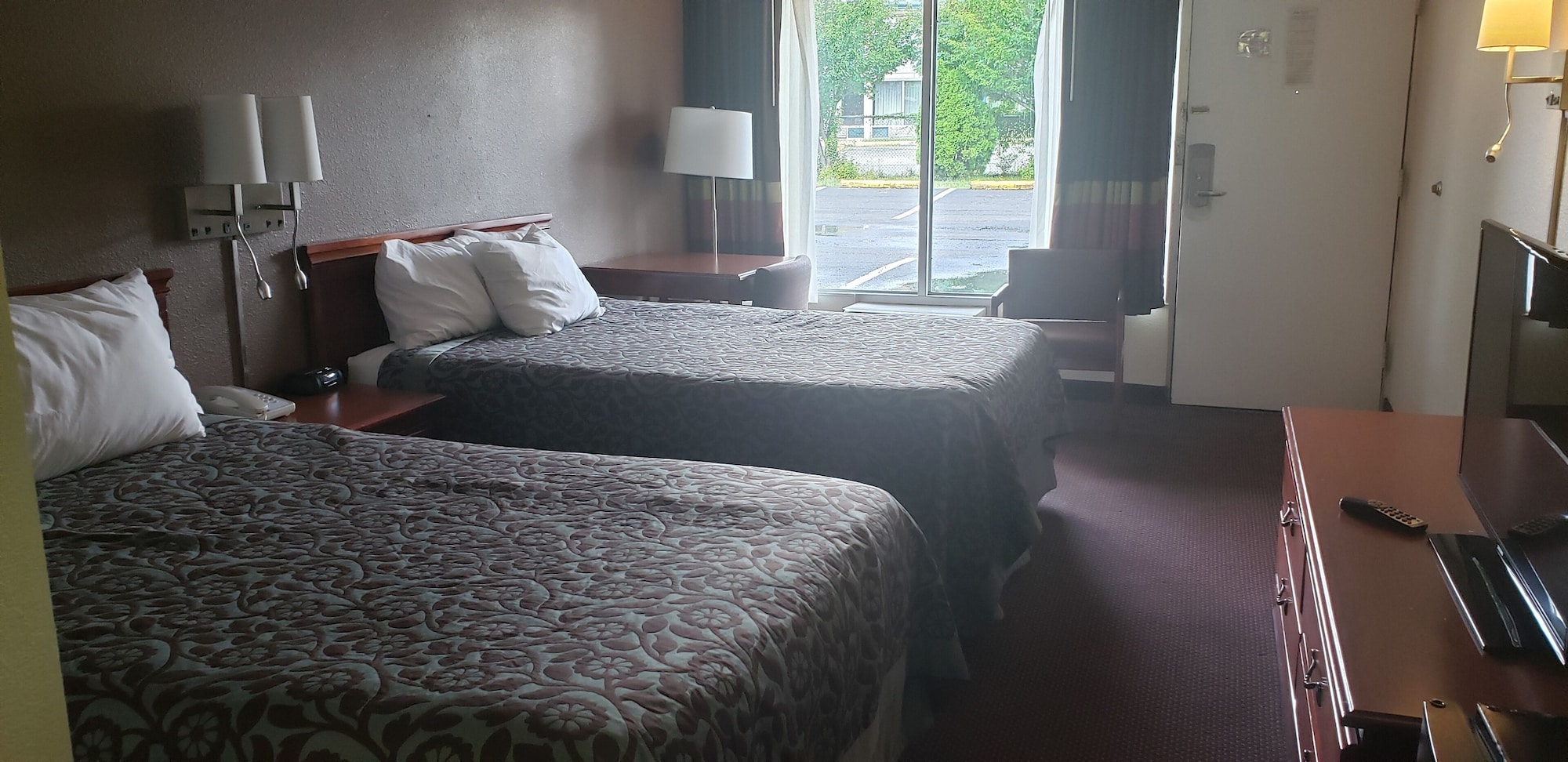 غرفة بسريرين مزدوجين، Days Inn By Wyndham Ashland 3/5