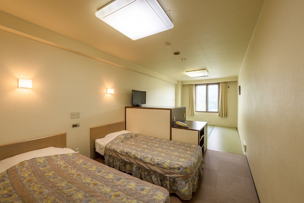 Hotel Tagawa 15/65