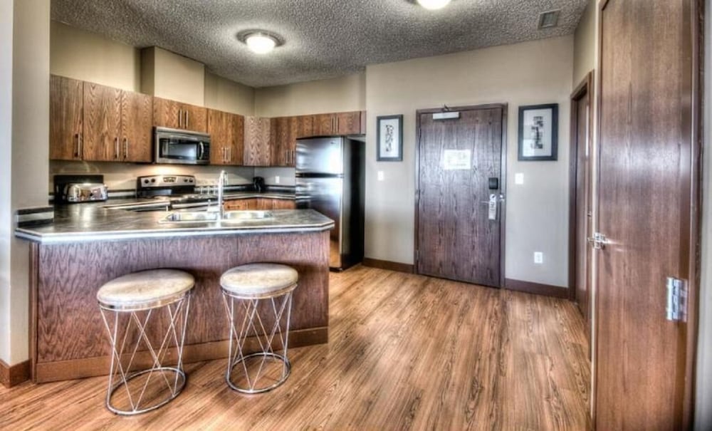 Grand Inn & Residence 16/20