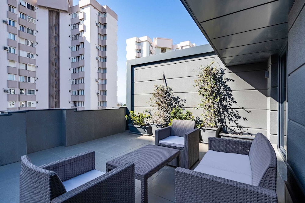 Bmk Suites And Apartments 22/50