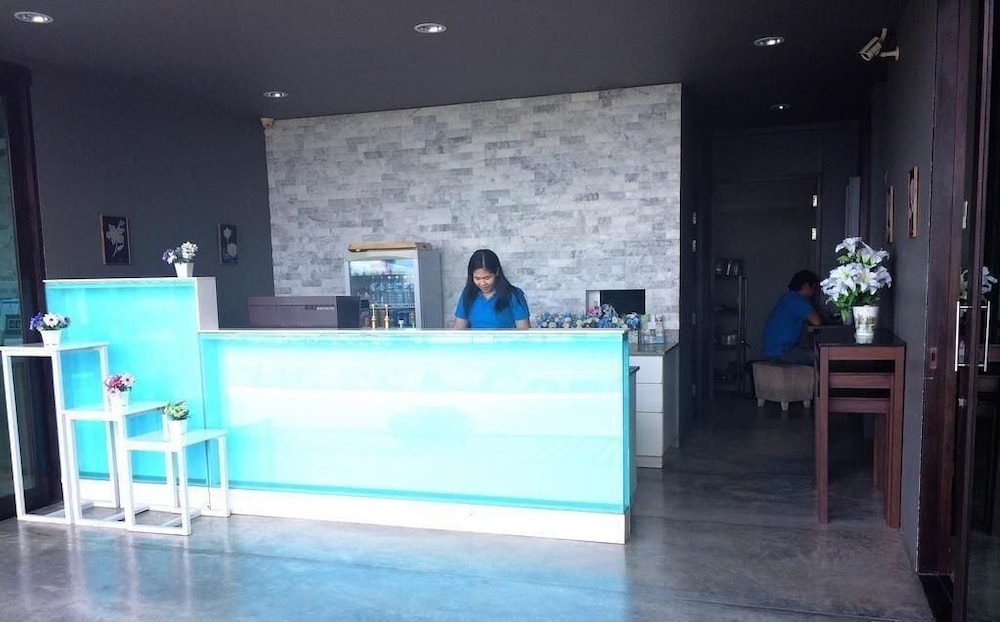The Sea Condominium 22/67