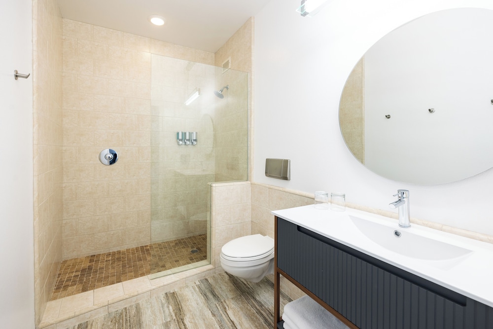 Gravity Haus Truckee-Tahoe 48/50