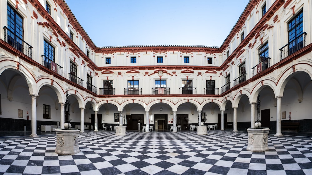 Hotel Boutique Convento Cádiz 76/79
