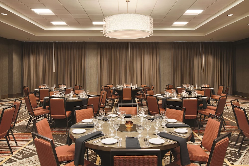 Home2 Suites by Hilton Phoenix Tempe, University Research Park 57/66