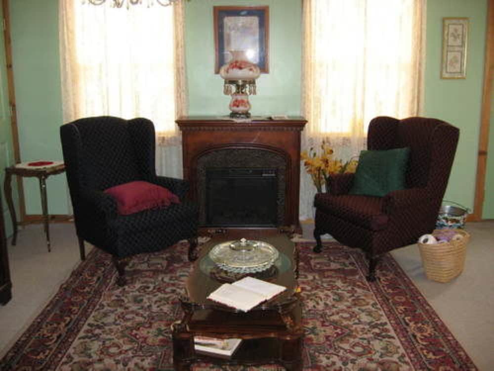 Berry Patch Bed and Breakfast 28/50