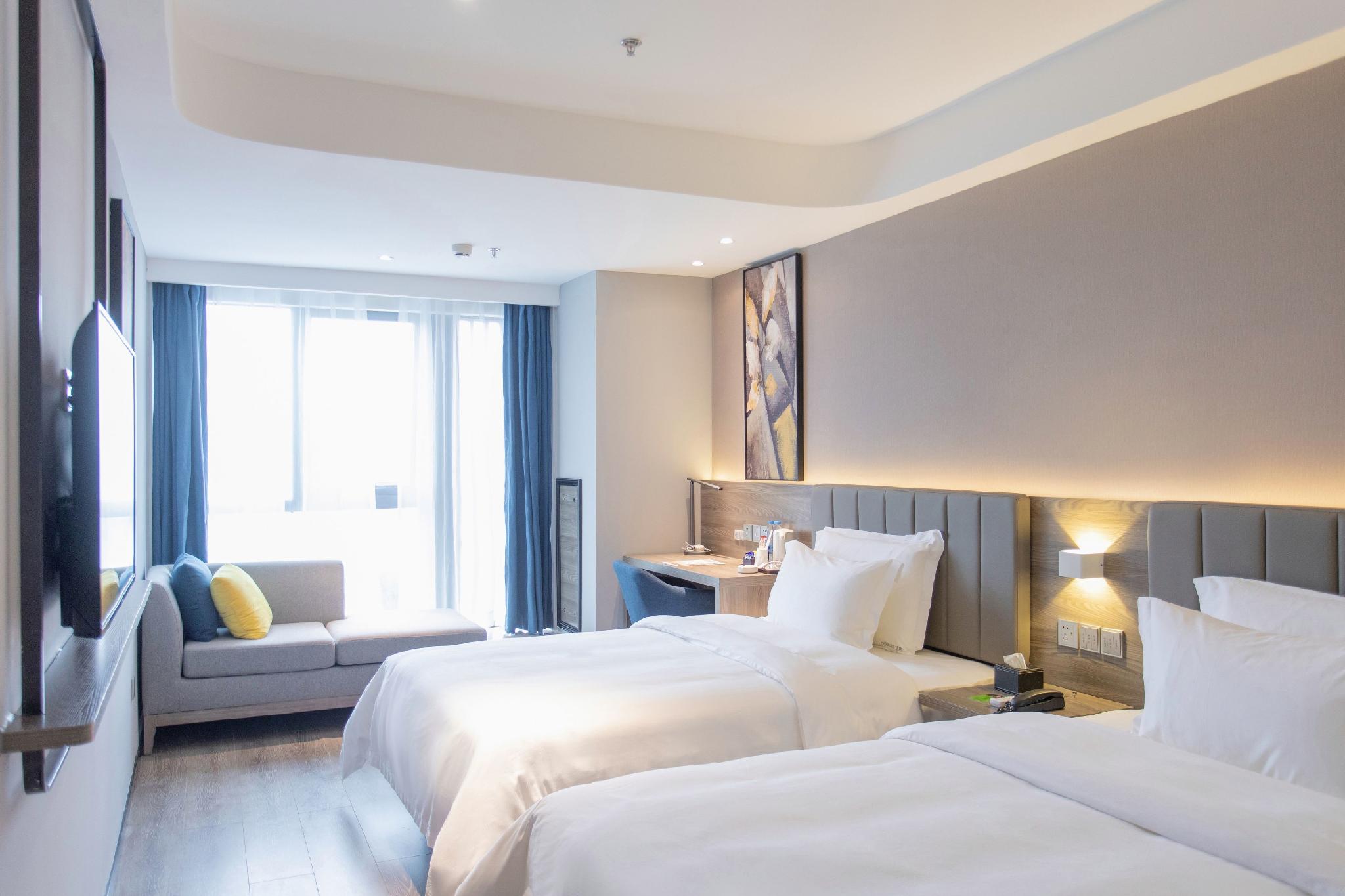 7 Days Premium Hotel (Chongqing North Railway Station North Square Center) 17/32