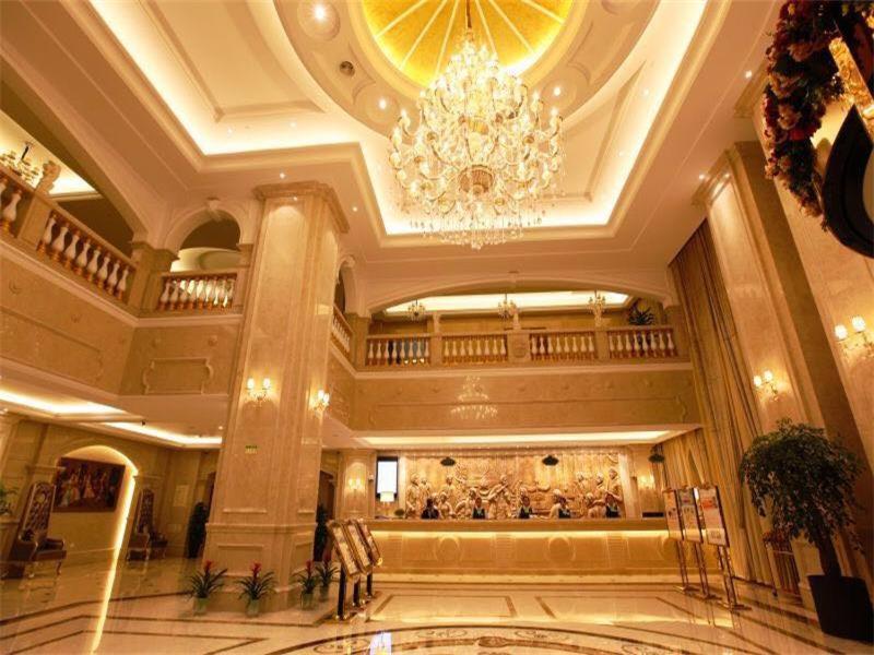 Vienna International Hotel Shanghai Songjiang Development Zone Sports Center Metro Station 4/17