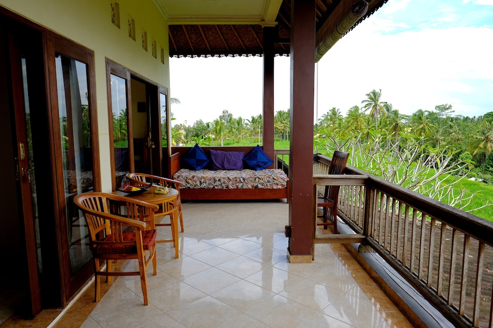 Dukuh Village Homestay & Villas 59/72