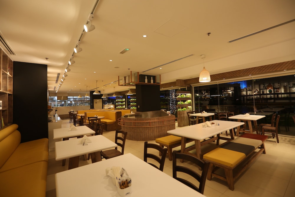 restaurant cafeteria