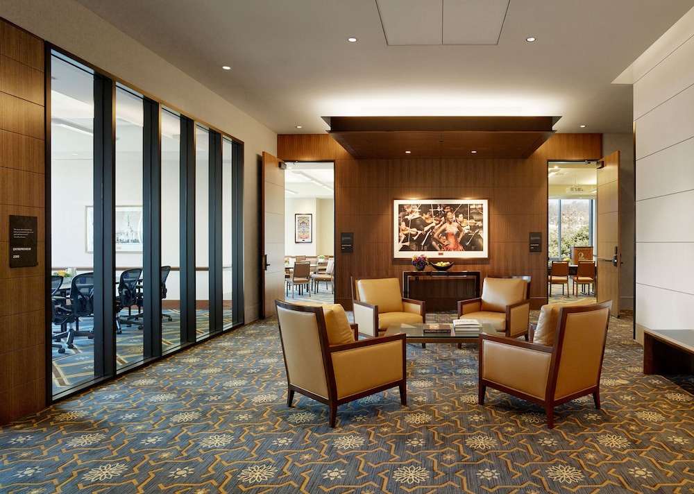 Luskin Hotel 44/76