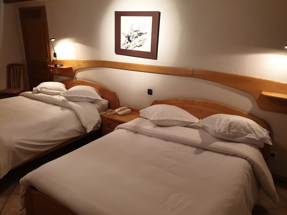 HOTEL DU FAUDE 6/41