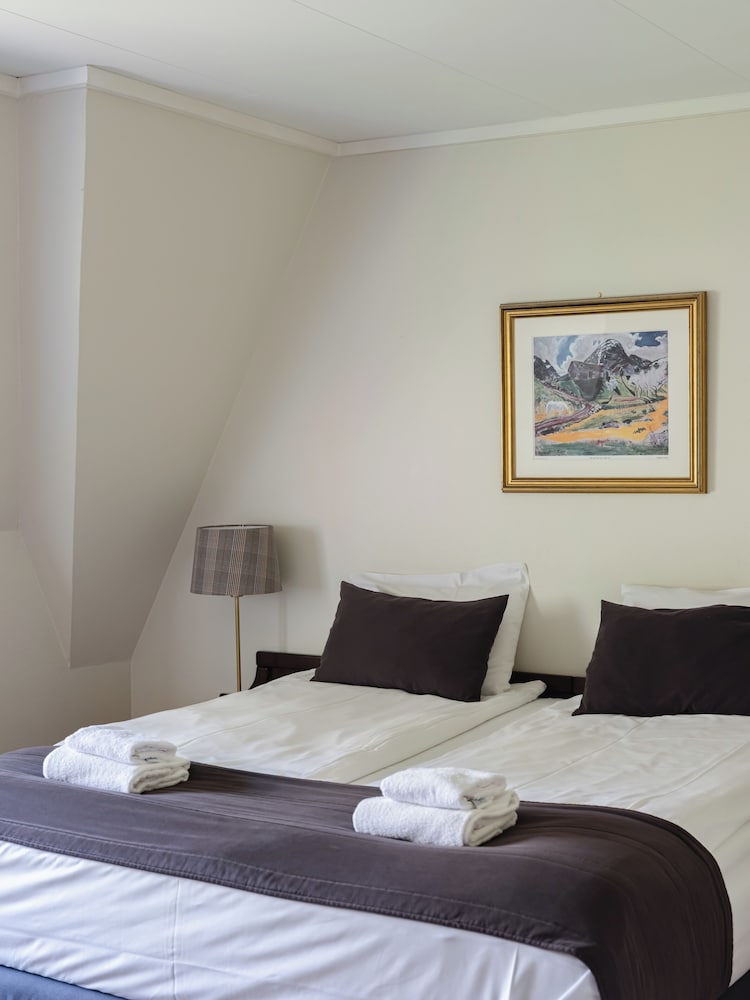 Tyssedal Hotel 12/50