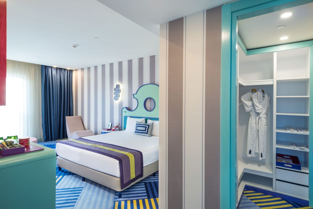 The Land Of Legends Kingdom Hotel 24/73