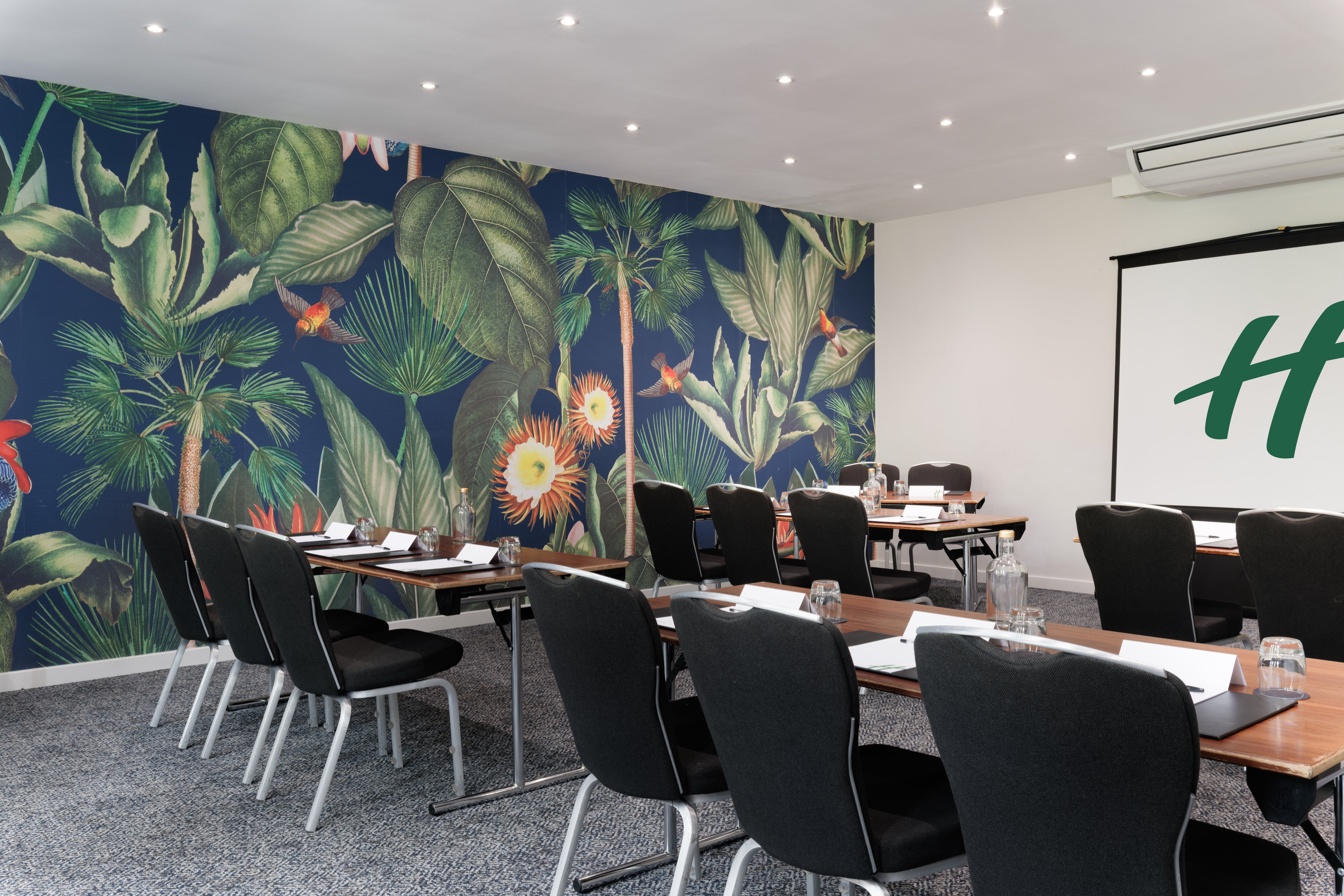 Holiday Inn South Normanton M1 Jct 28 77/83