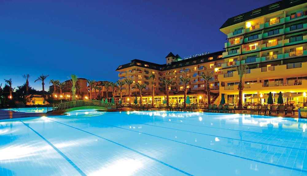 M C Arancia Resort 11/29