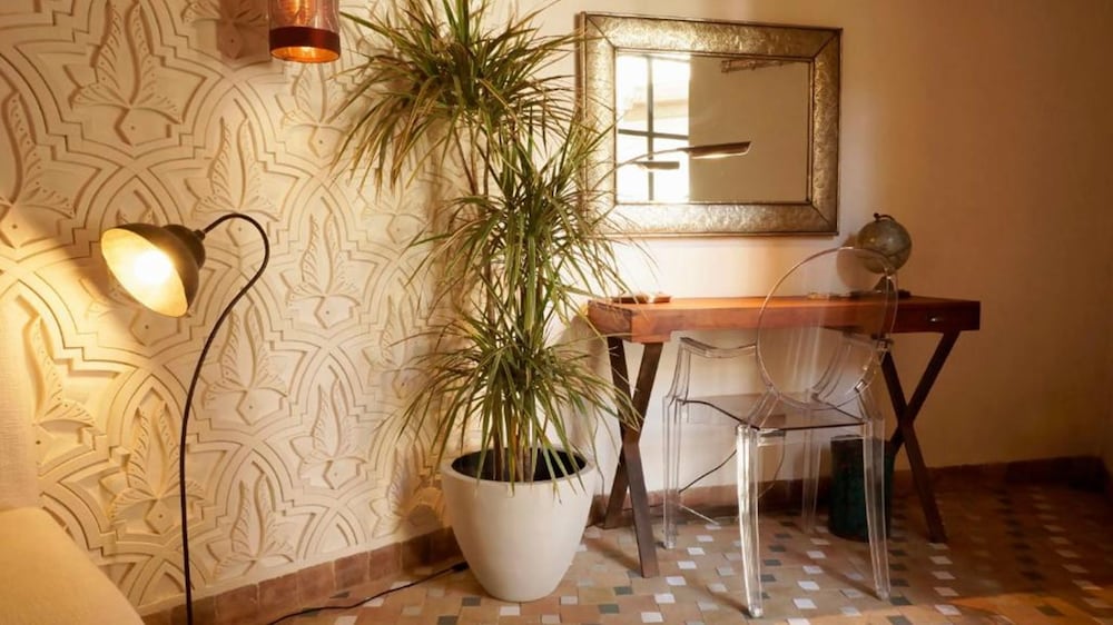 Karawan Riad 7/45