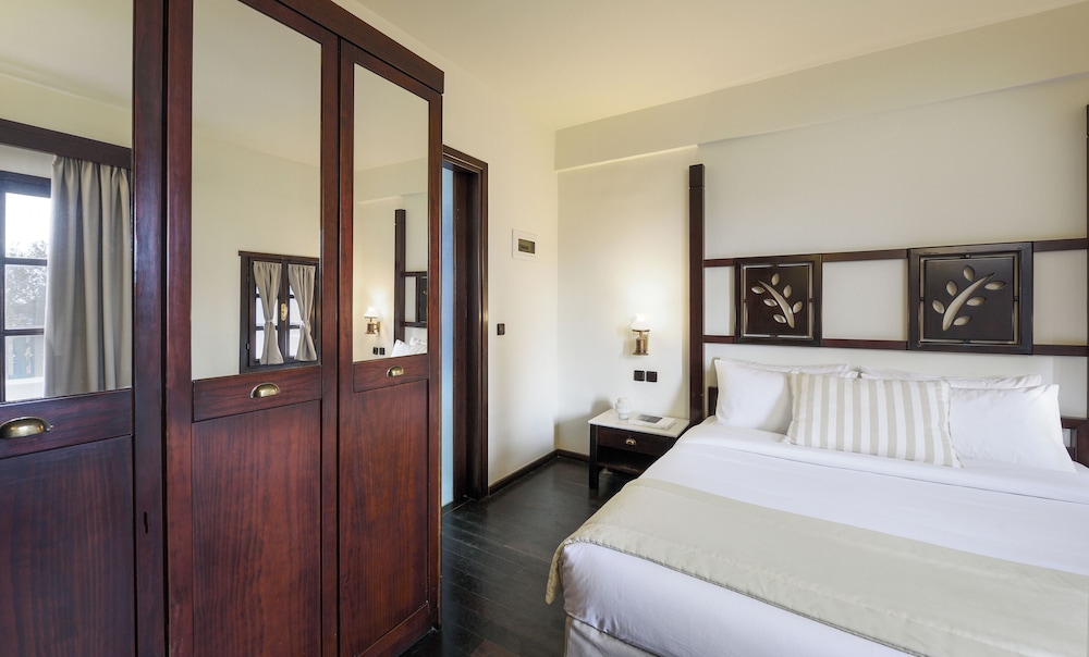 Simantro Resort 45/88