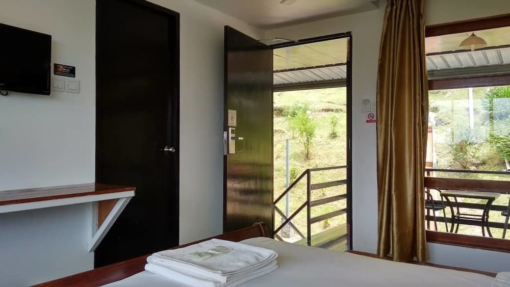 Ayana Holiday Resort 24/68
