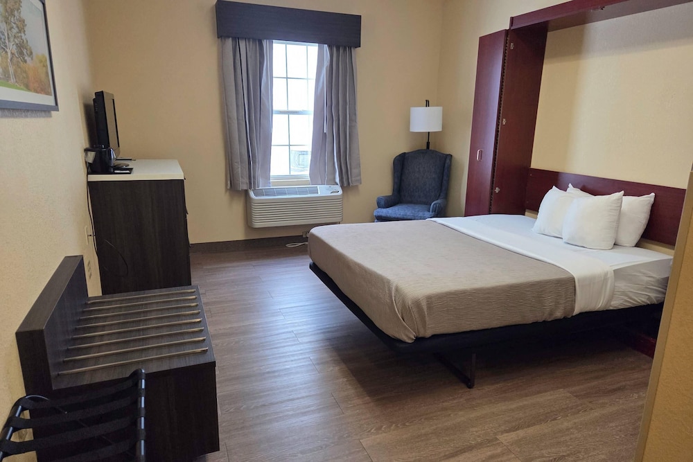 Room, Queen Bed, Accessible