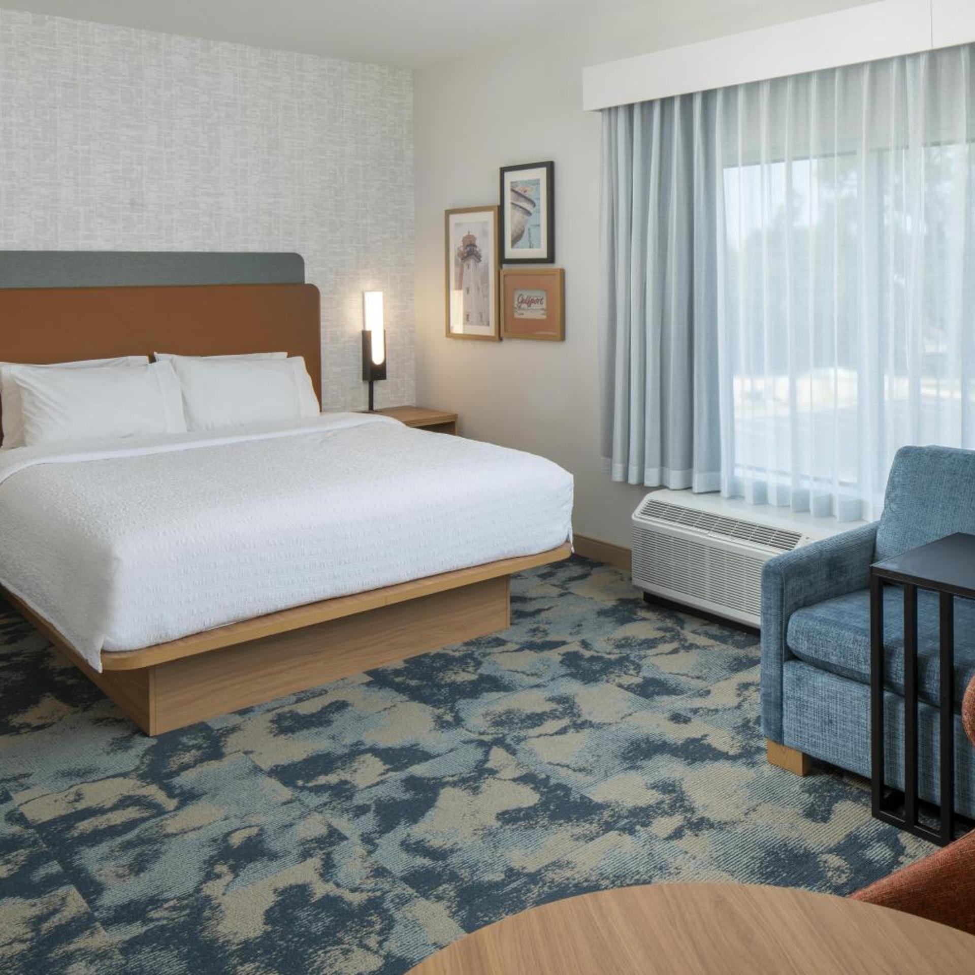 Hampton Inn by Hilton Gulfport Beach Boulevard 4/24