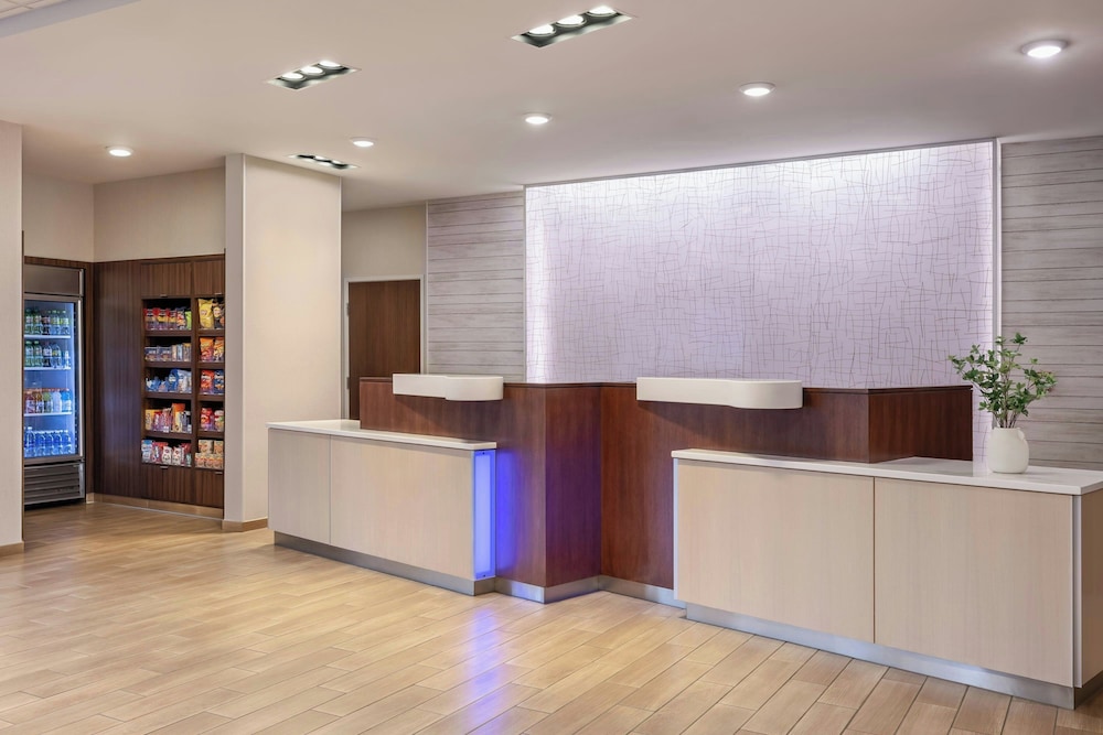 Fairfield Inn Suites By Marriott St Paul Northeast 1/30
