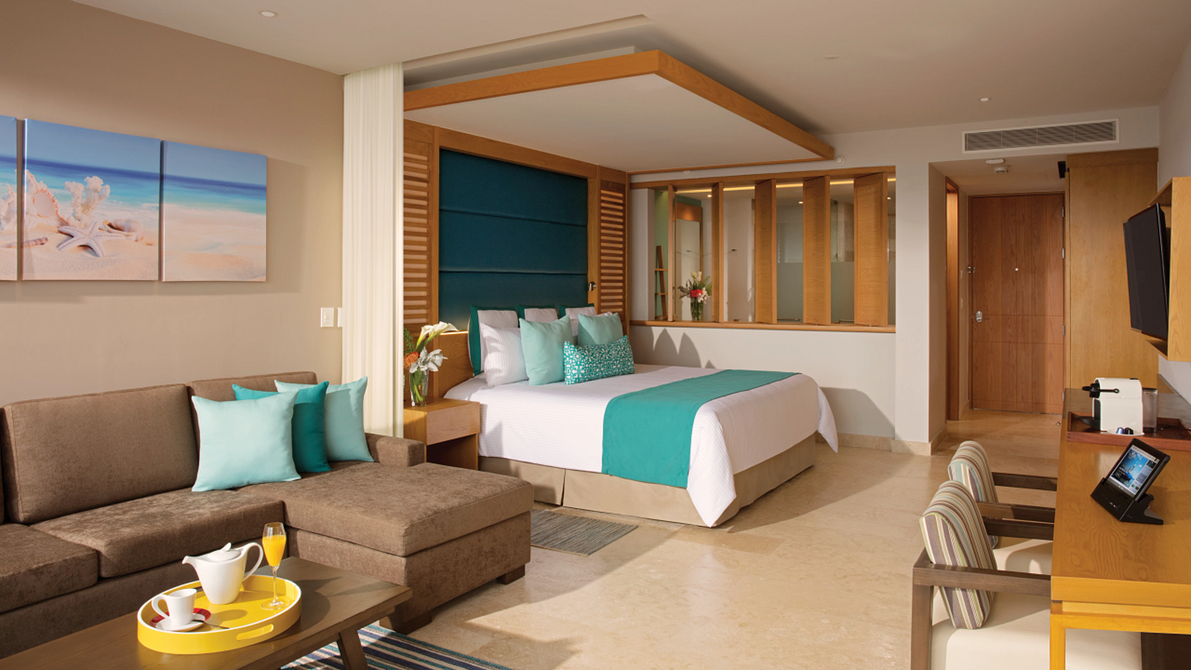 Preferred Club, Junior Suite, Privilege, Ocean Front