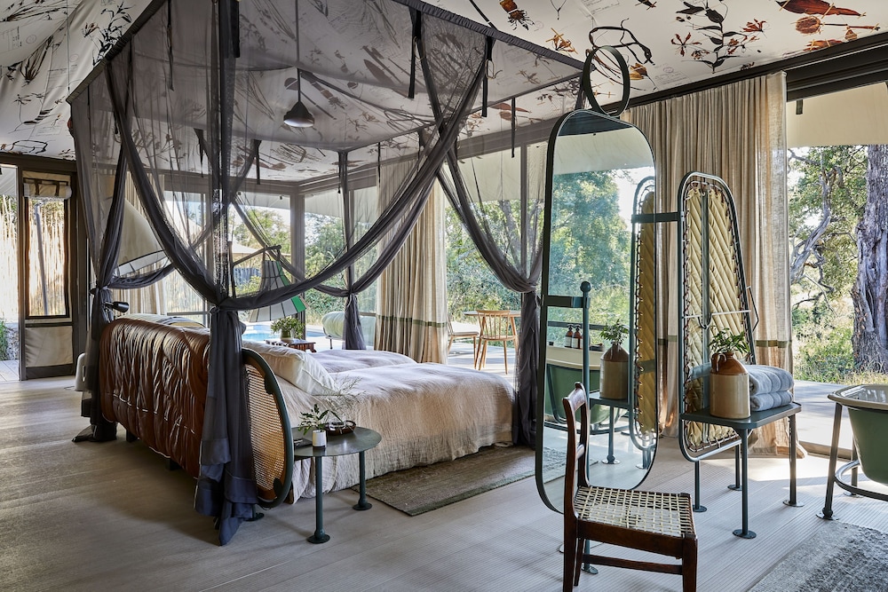 Thornybush Saseka Tented Camp 8/50