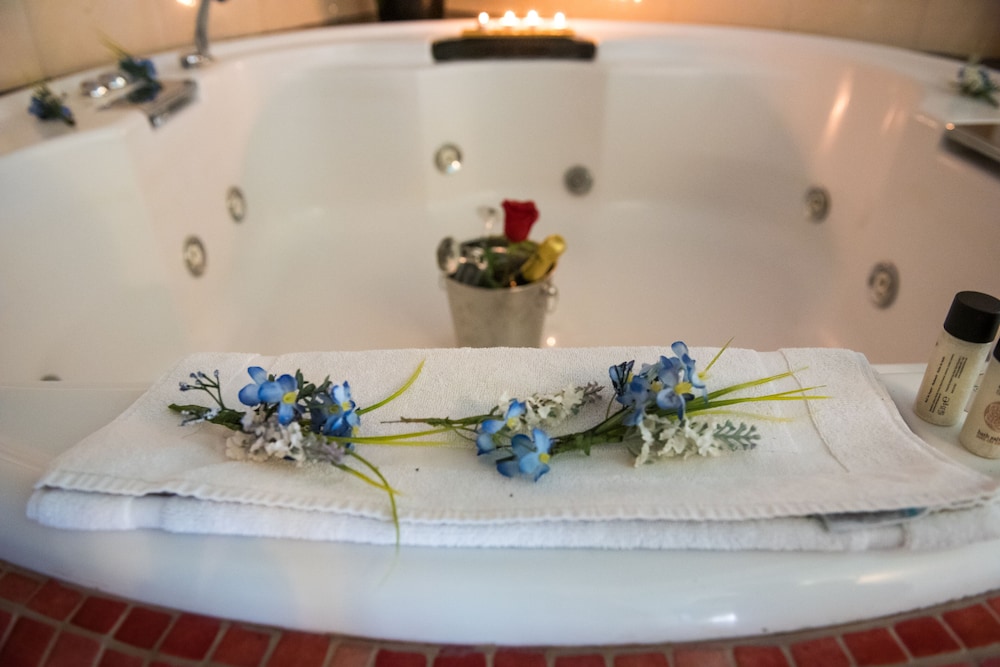 ANASTAZIA LUXURY SUITES & ROOMS 70/70