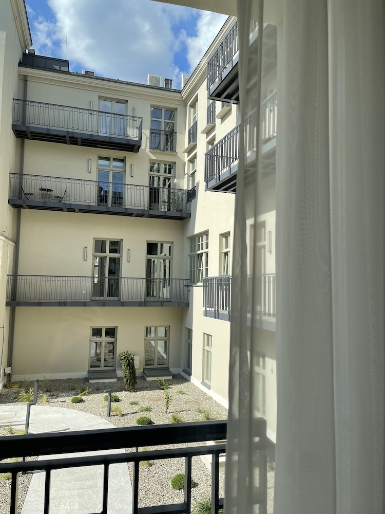 Art Boutique ApartHotel 30/34