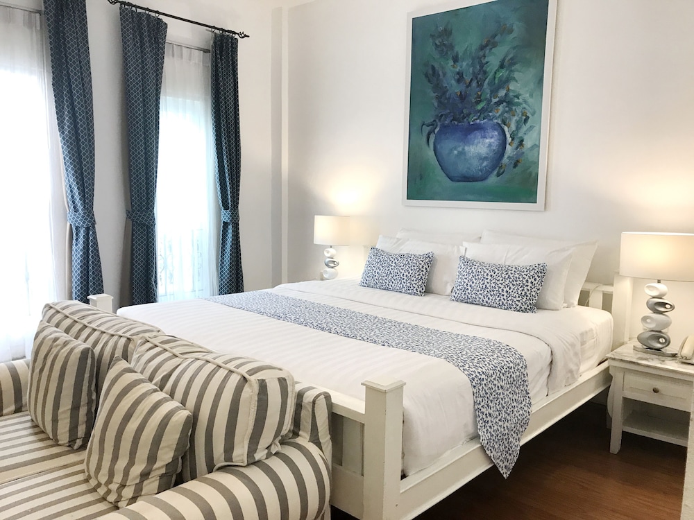Casa Blanca Boutique Hotel 12/73
