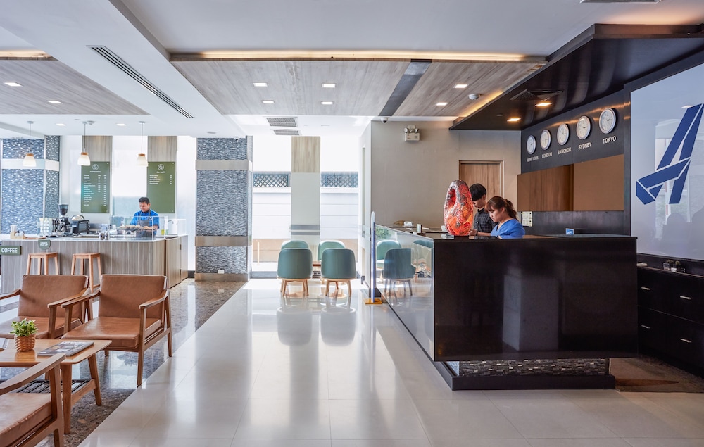 Adelphi Suites Bangkok 9/69