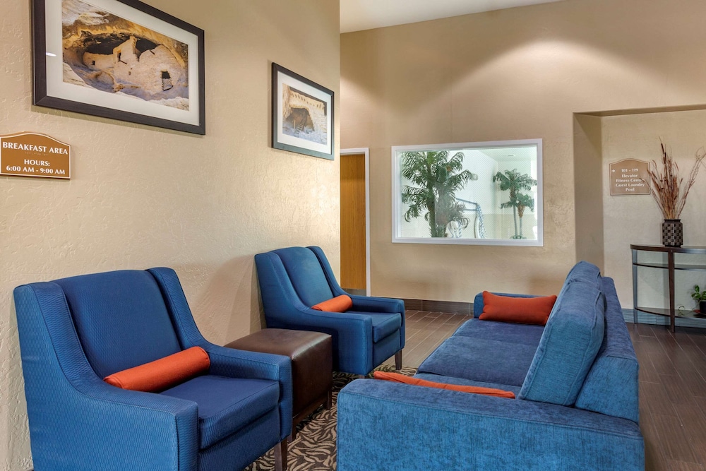 Comfort Inn & Suites Lordsburg I-10 38/49
