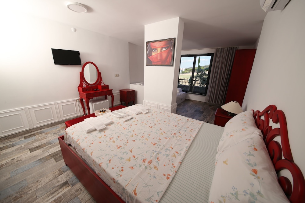 Cunda Morisi Otel 8/41