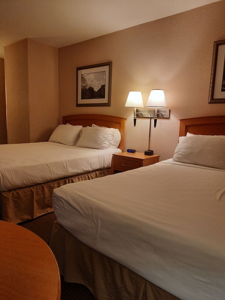 RiverTree Inn 5/27