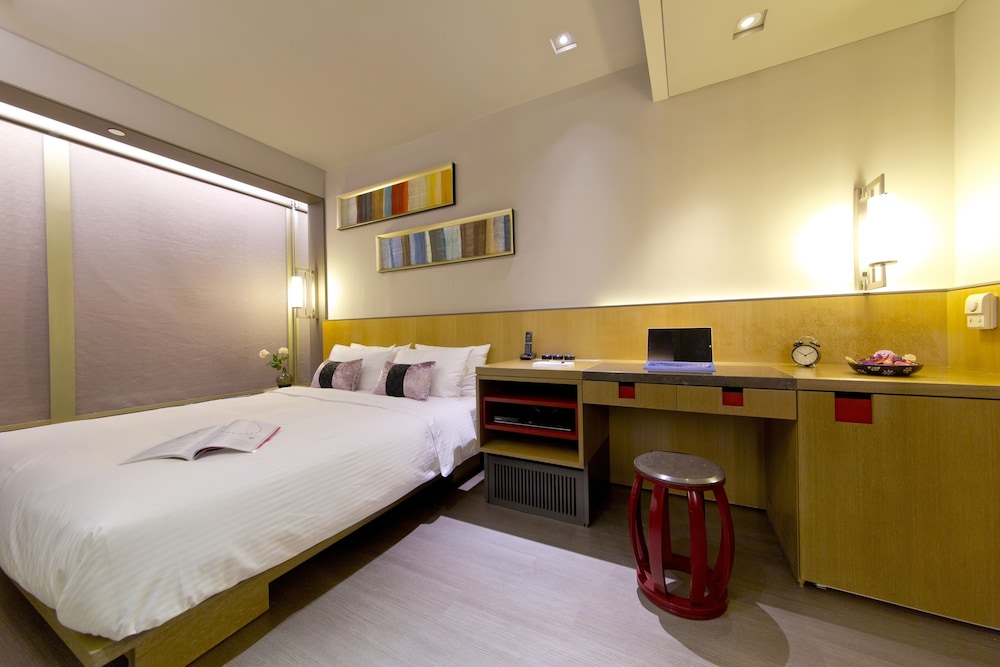 Wanchai 88 Hotel (ex. V Wanchai 2) 16/49