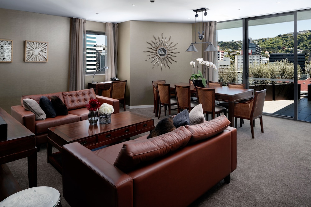 Rydges Wellington 47/69