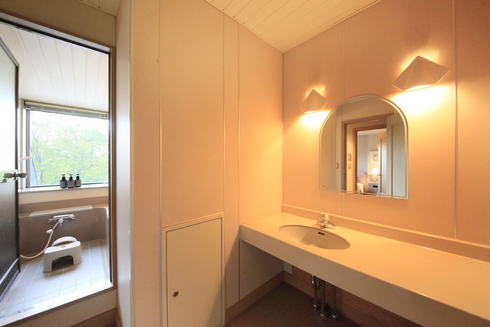 Karuizawa Hotel Kishu Railway 48/50