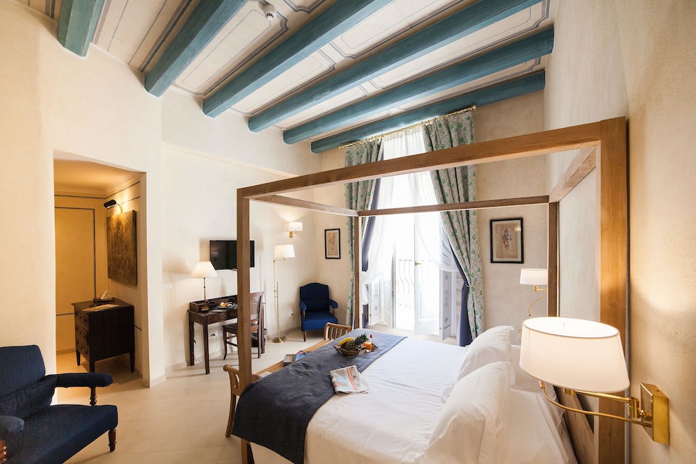CONNECTING, JUNIOR SUITE, CLASSIC, FAMILY, LARGE
