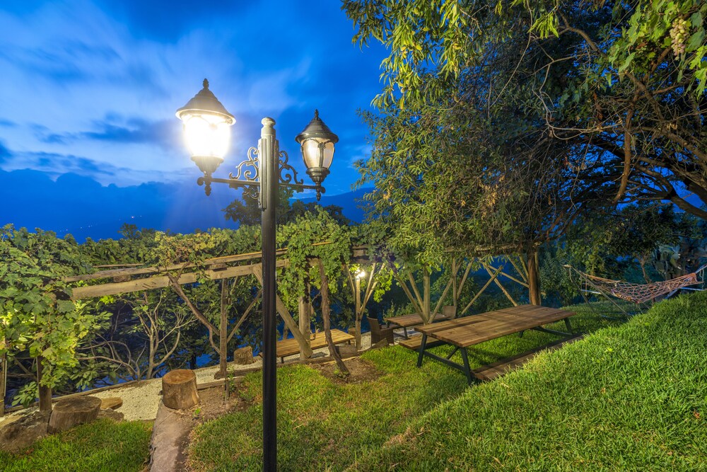 Avena Mountain Boutique Hotel 36/48